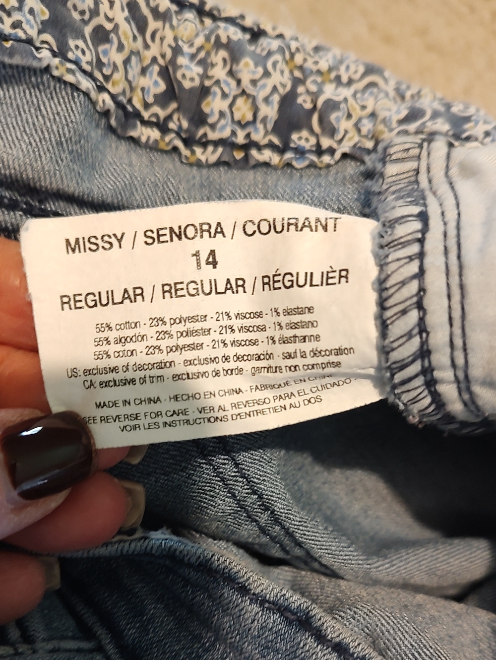 Vintage America Light Blue Jeans with Red Floral Embroidery - Picture 7 of 7